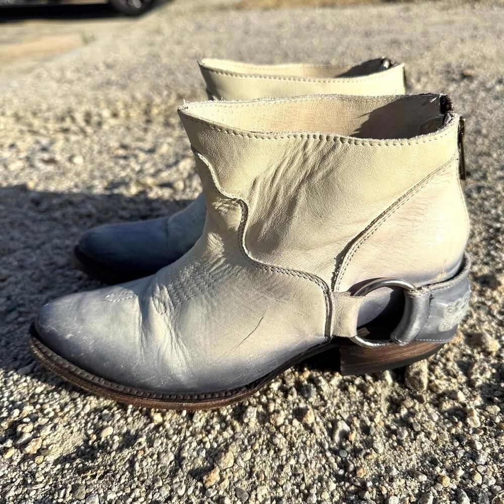 Freebird Boots Cali Dip Dyed White/Blue Harness Ankle Booties